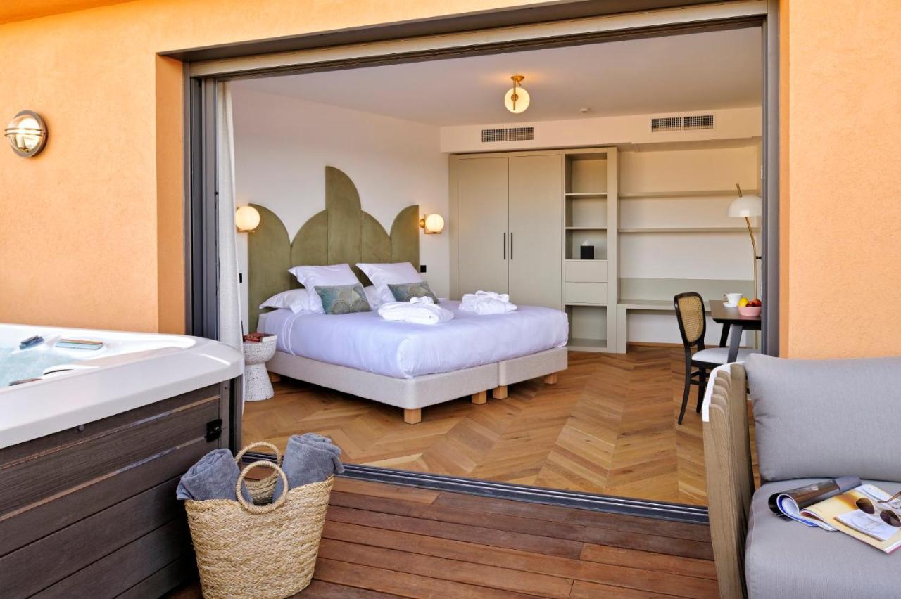 Hotel & Spa Rocabella เอลเลอรูซ ภายนอก รูปภาพ