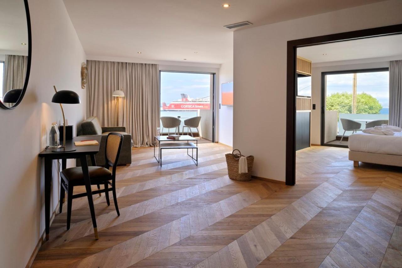 Hotel & Spa Rocabella เอลเลอรูซ ภายนอก รูปภาพ