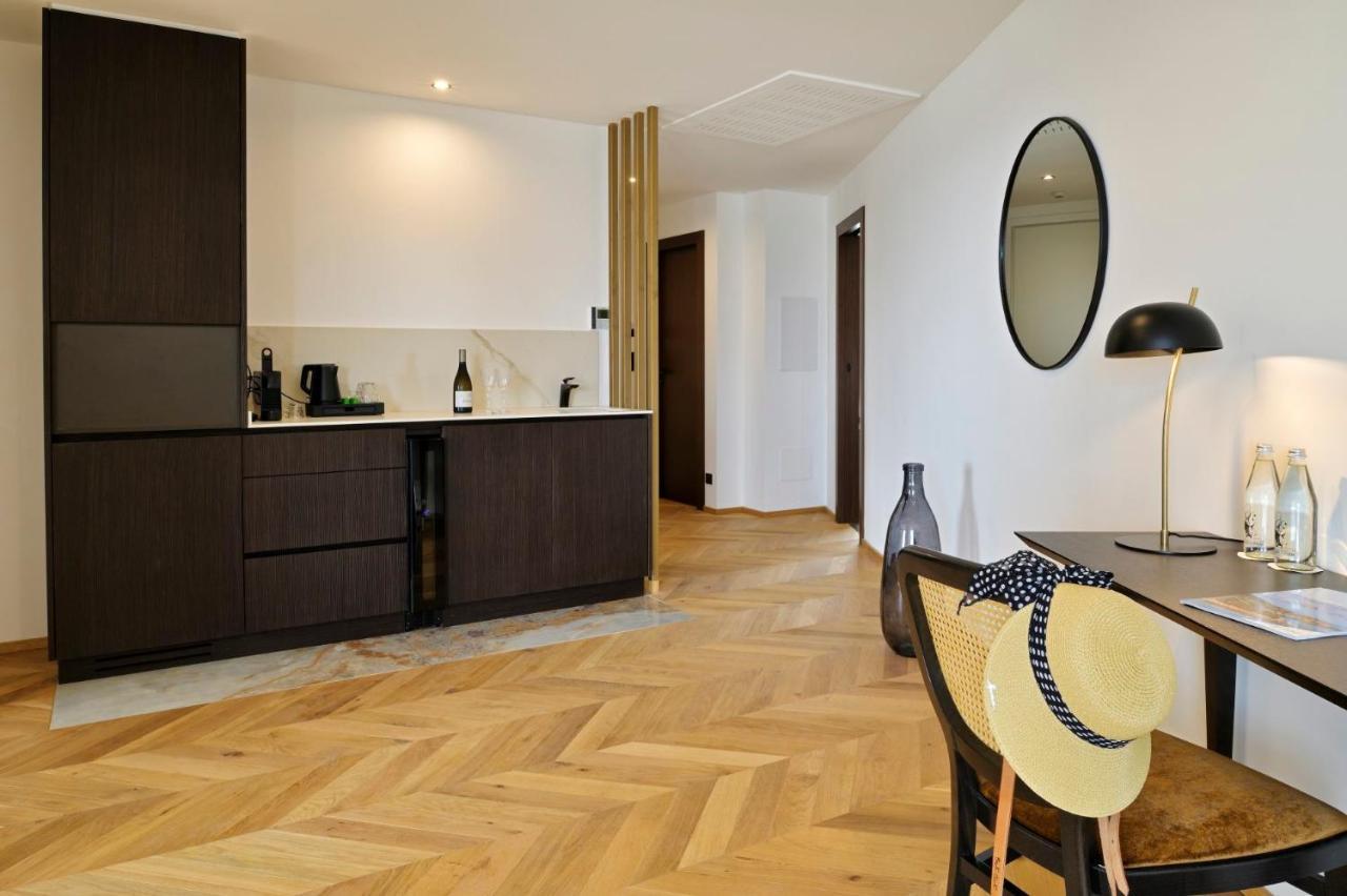 Hotel & Spa Rocabella เอลเลอรูซ ภายนอก รูปภาพ